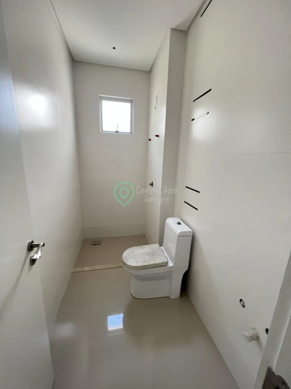 Apartamento 4 suítes FRENTE MAR