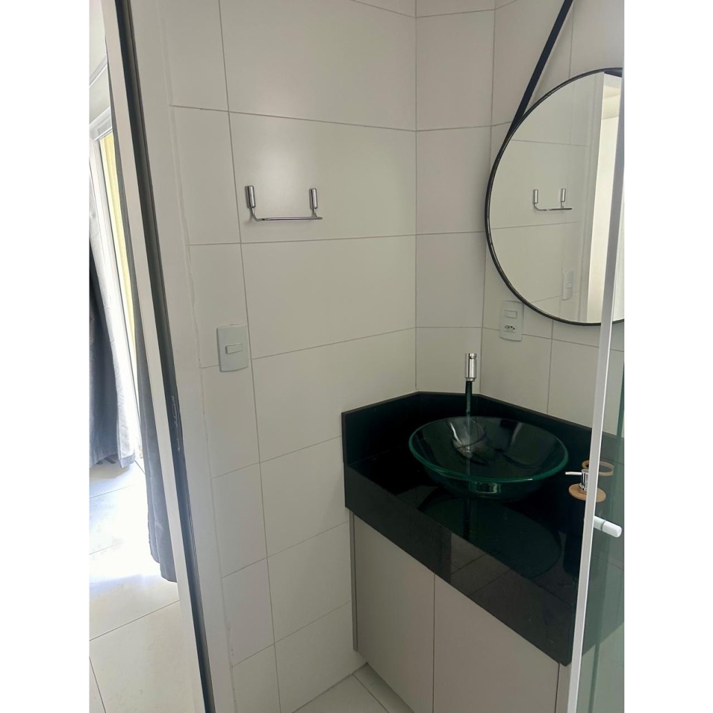 Apartamento 3 quartos para Venda no bairro Meia Praia em Itapema