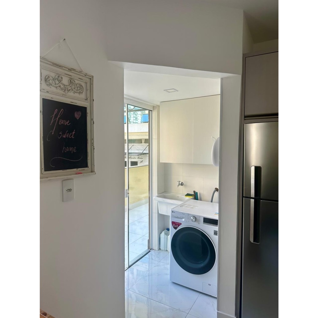 Apartamento 3 quartos para Venda no bairro Meia Praia em Itapema