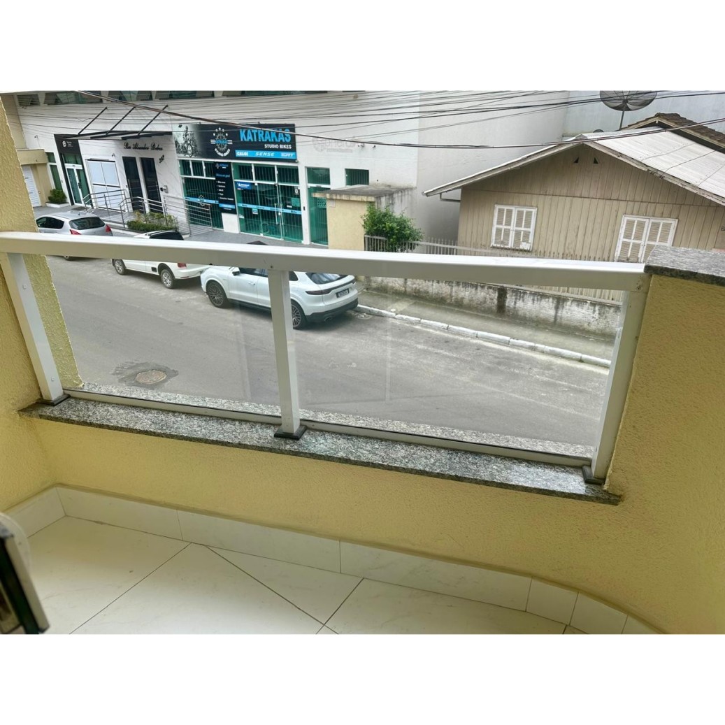 Apartamento 3 quartos para Venda no bairro Meia Praia em Itapema