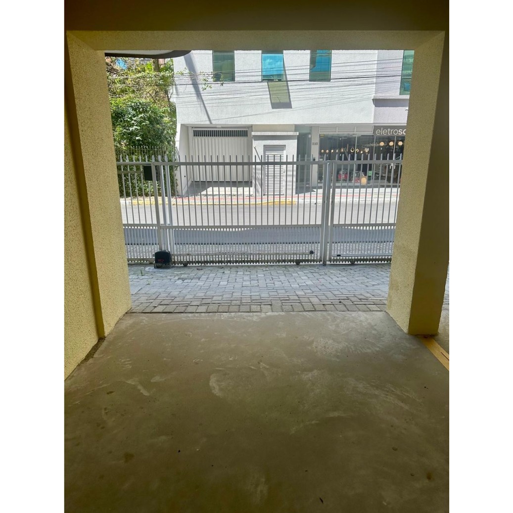 Apartamento 3 quartos para Venda no bairro Meia Praia em Itapema