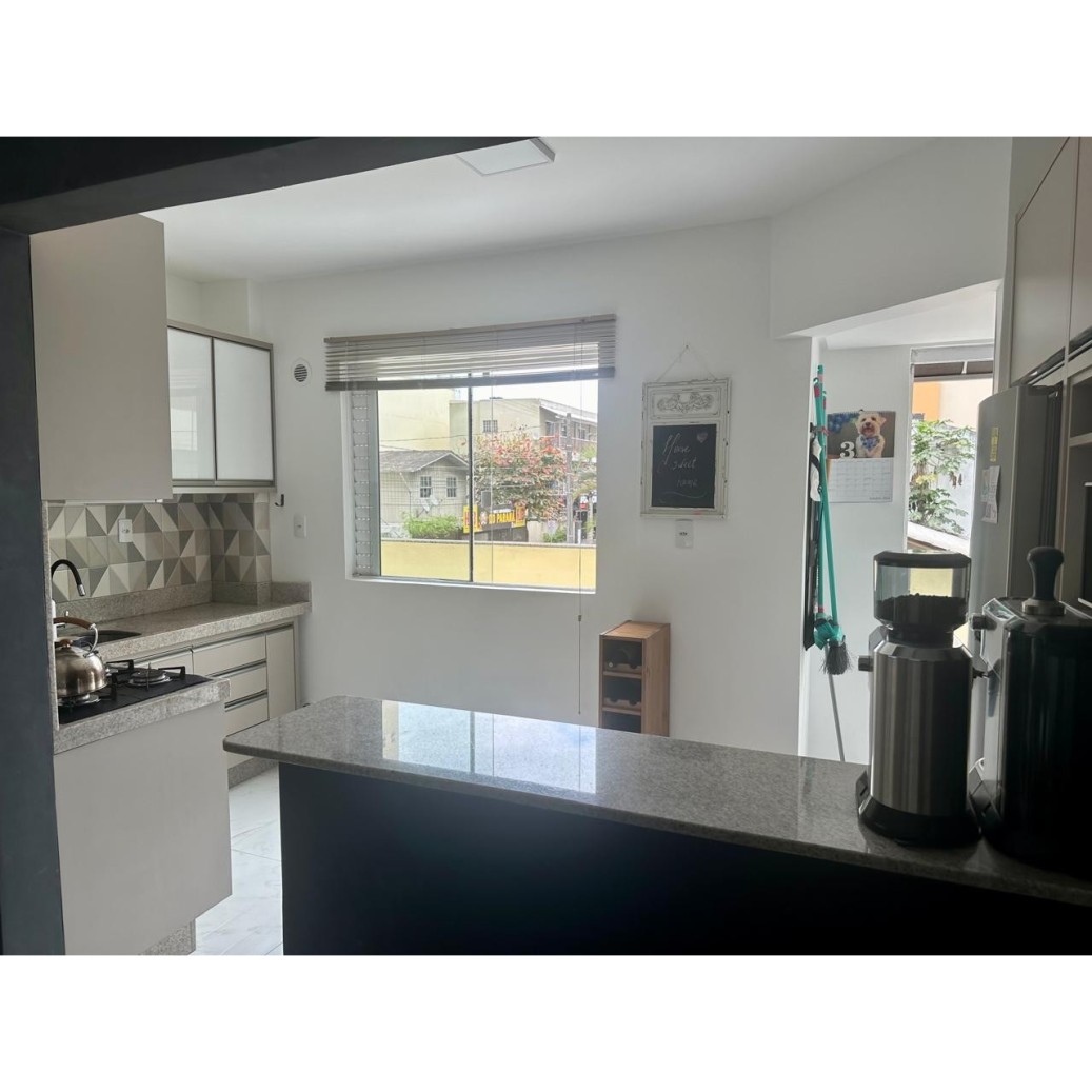 Apartamento 3 quartos para Venda no bairro Meia Praia em Itapema